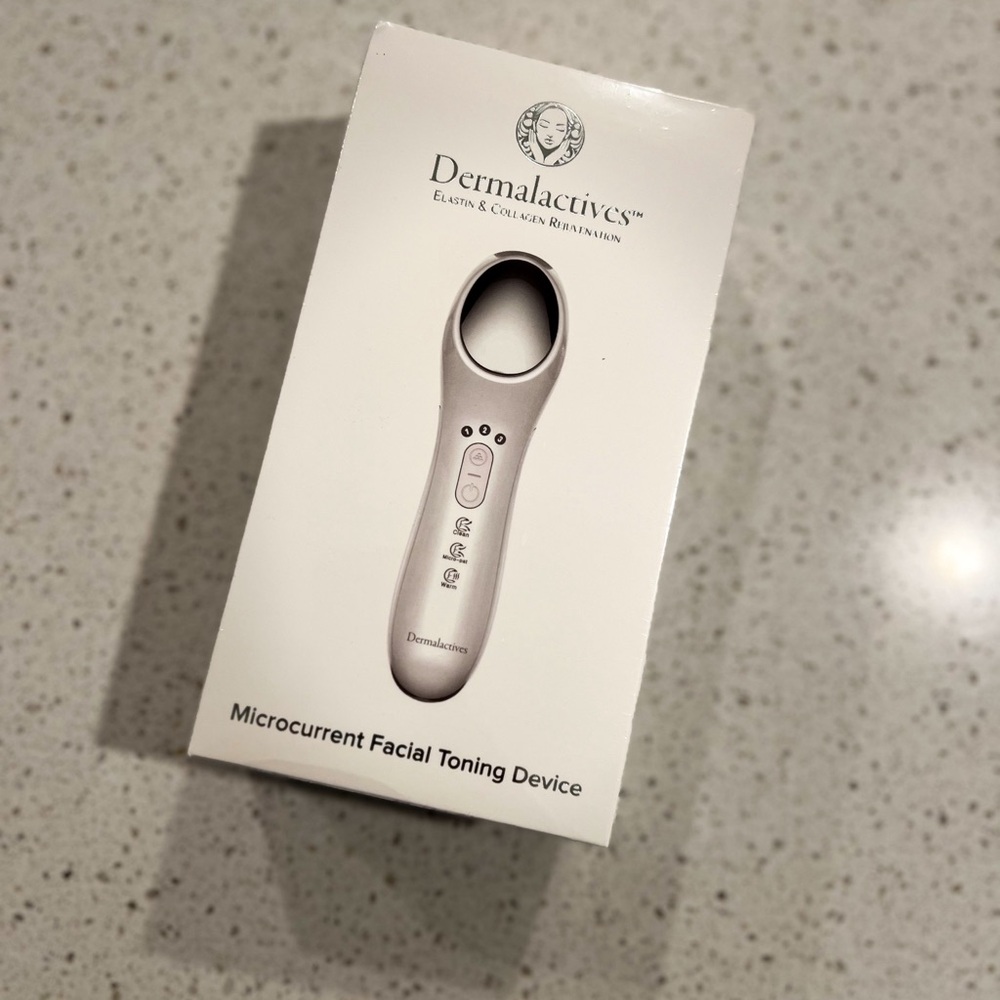 The Dermalactives Microcurrent Facial Toning Device
